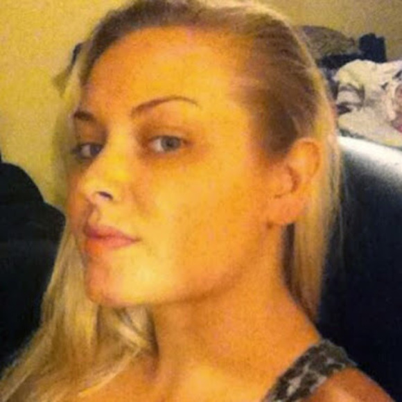 Meet your Posher, Simone - Picture 1 of 1